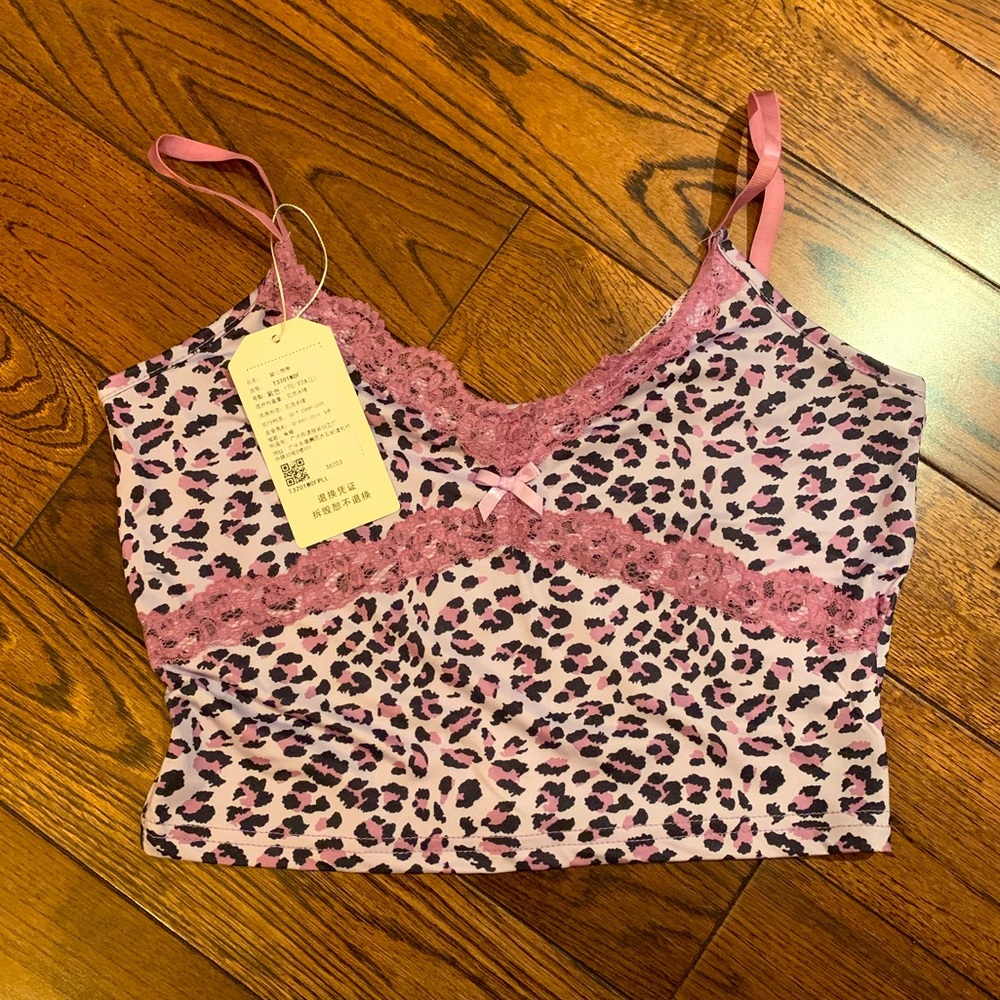 ADORABLE y2k cropped camisoles!! NWT, never worn!